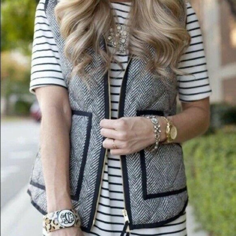 Katydid | NWT Womens Size L Brown White Tweed Herringbone Full Zip Vest